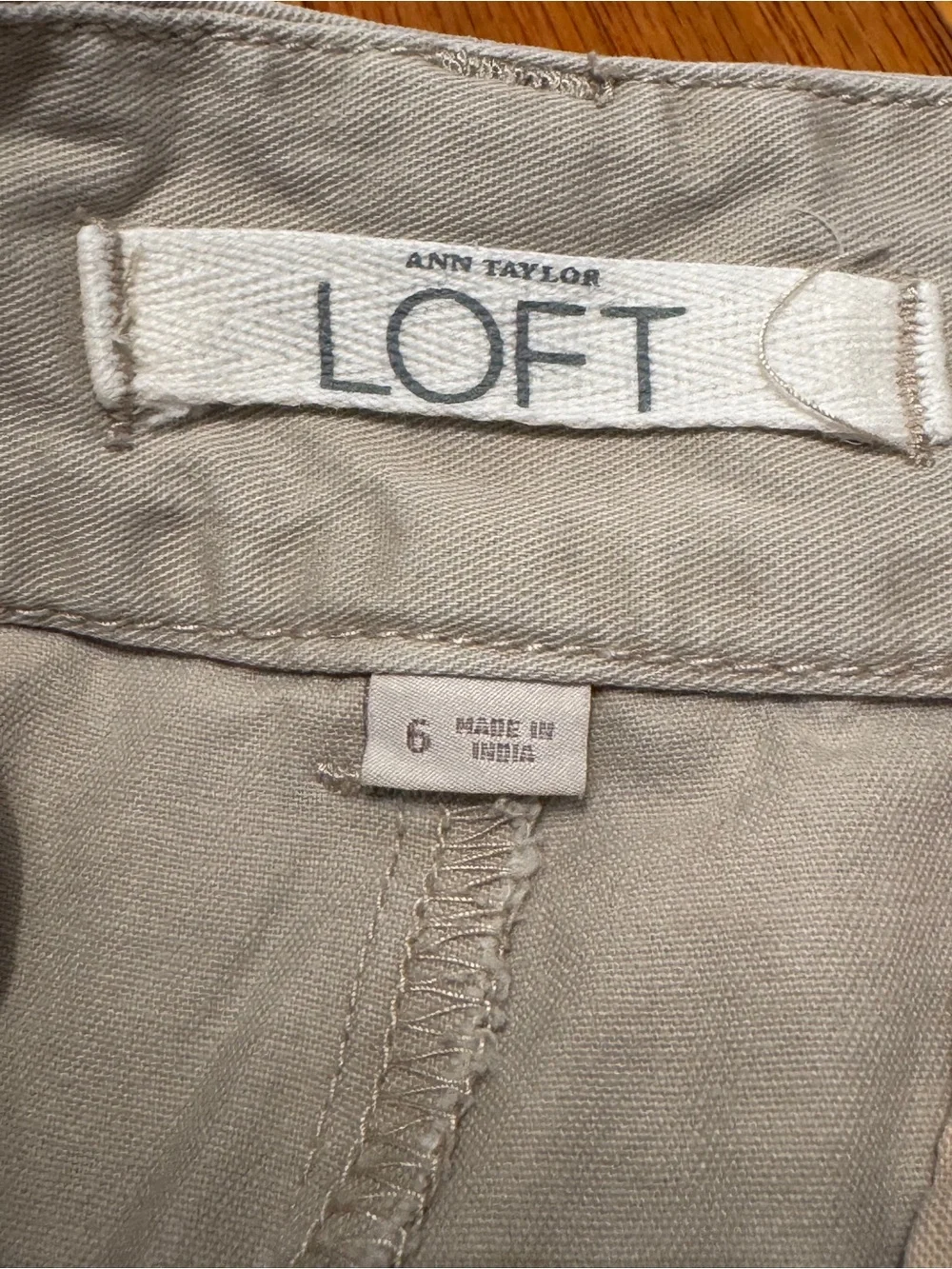 LOFT Ann Taylor Khaki Chino Shorts - Size 6